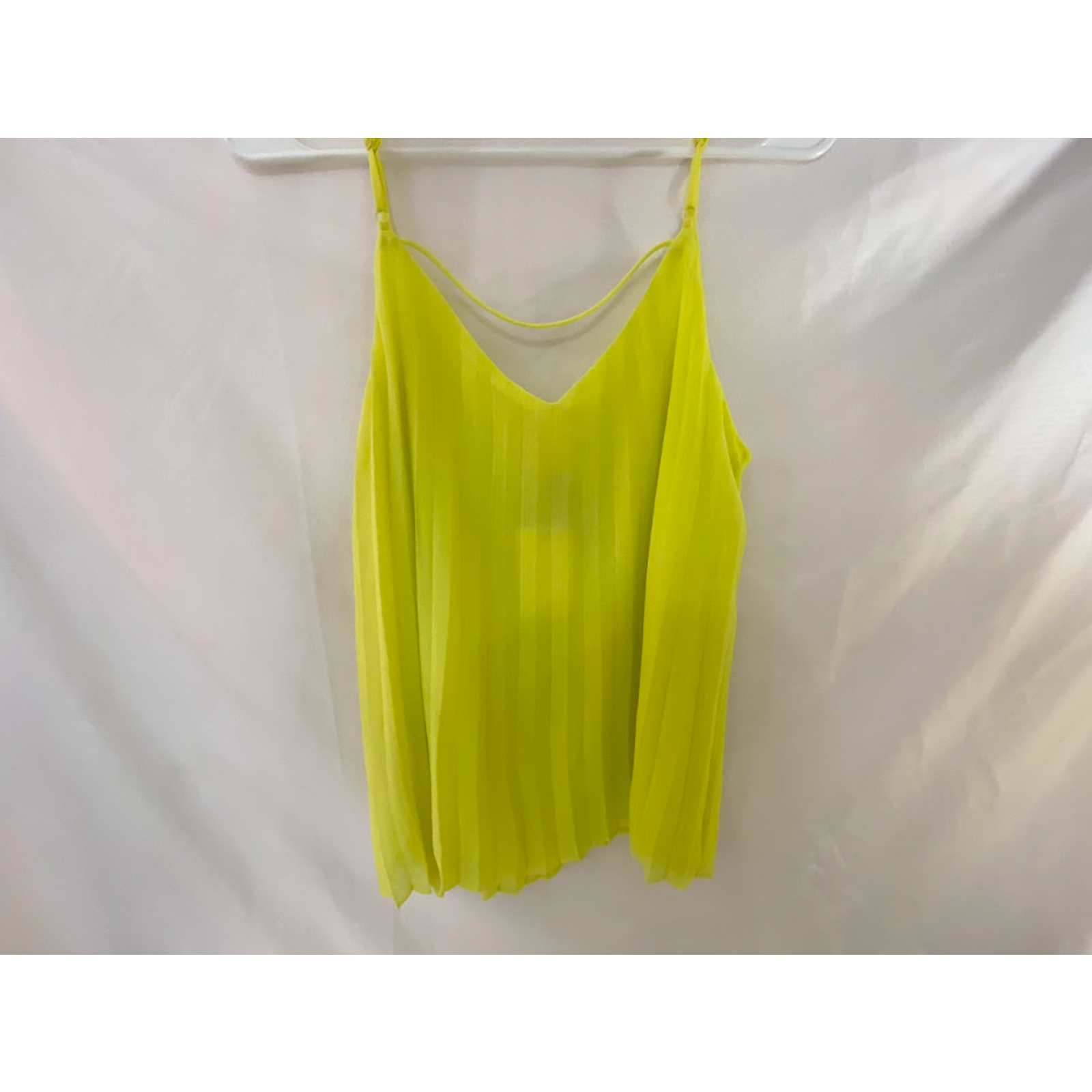 Skies Are Blue Pleated Cami Tank Top Neon Yellow Boho Nwt Size M — image 2 of 5